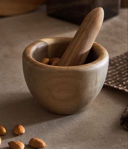 Juego de mortero y pilón de madera natural para moler especias, hierbas e ingredientes alimenticios orgánicos - Product Image 1