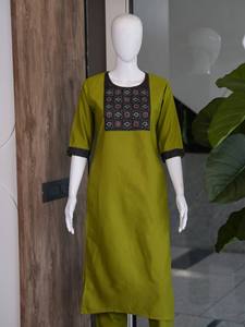 NUEVO LANZAMIENTO: VESTIDO DE PATCHWORK EN TELA FUIX GEORGETTE, COMPLETAMENTE CONFECCIONADO, AJUSTABLE HASTA LA TALLA 44 - Product Image 2