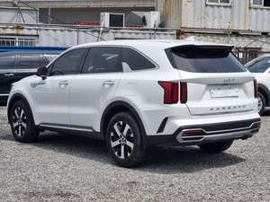 Kia Sorento 2022 d'occasion, blanche, essence, SUV 4x4 automatique, 7 places, véhicule utilitaire sport coréen, voiture d'occasion coréenne, voiture d'occasion, BSD - Product Image 2