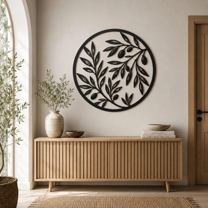 Couronne murale élégante en métal noir avec branche d'olivier, décoration minimaliste en forme de feuille pour salons contemporains - Product Image 1