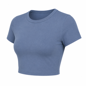 Camiseta Deportiva Premium Ecológica de Corte Ajustado, 100% Algodón Jersey, Cuello Redondo, Manga Corta, Estilo Retro Urbano con Logotipo - Product Image 4