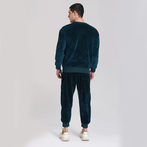 Men's Dark Green <b>Velvet</b> <b>Tracksuit</b> Set Full Sleeve Crew Neck Sweatshirt Jogging Pants Solid Color Casual Wear Winter Style - Product Image 4