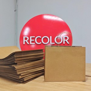 Bolsa de Compras de Papel Ecológico Color Marfil, Fabricante Vietnamita, Bolsa de Embalaje con Impresión Personalizada, Suministro Directo de Fábrica, Venta al Por Mayor - Product Image 4