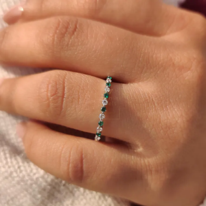 Elegante Anillo de Compromiso Chapado en Oro con Diamante Moissanita de Corte Redondo, Color Verde y Blanco, para Mujer, Joyería Fina, Regalo de Boda - Product Image 2