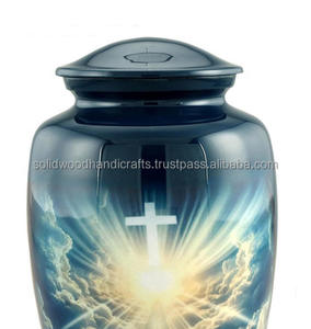 Urnes funéraires en laiton décoratives de haute qualité, faites à la main, pour hommes et femmes. - Product Image 2