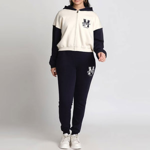 Conjunto de Dos Piezas Suave y Cómodo para Mujer, Chándal de Corte Holgado con Pantalones Jogger - Product Image 1
