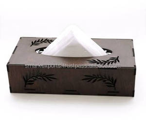 Soporte de caja de pañuelos de madera de alto brillo con detalle artesanal perfecto para mostradores de spa de espacios premium o tiendas de regalos - Product Image 6