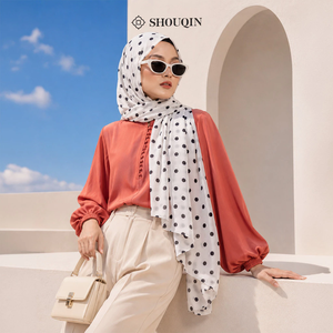 Pañuelo Hijab Ceruty con Estampado de Puntos de Polka Dot de Shouqin Dottie, Elegante y sin Esfuerzo, Pañuelo Floral para Mujeres Musulmanas, Venta al por Mayor - Product Image 5