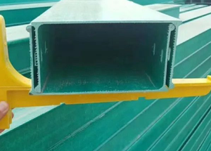 Bandeja Portacables de Fibra de Vidrio Ventilada Tipo Canal Soleit FRP para Construcción Naval y Sistemas Eléctricos Marinos - Product Image 2