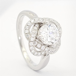 แหวนค็อกเทลเงินแท้ 925 คุณภาพสูงสำหรับผู้หญิง สไตล์คลาสสิก ประดับด้วยเซอร์โคเนีย ชุบโรเดียม ของขวัญเครื่องประดับ - Product Image 5