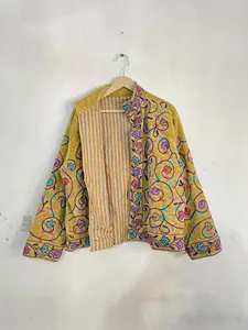 Veste en velours moutarde pour femme, broderie florale, style bohème ethnique, vêtement d'extérieur de créateur - Product Image 2
