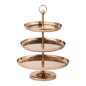 Support à gâteau rond de luxe avec finition plaquée or pour la décoration de mariage - Product Image 5
