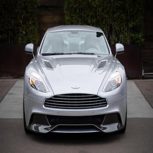 Aston Martin Vanquish Coupé 2014 - Product Image 1