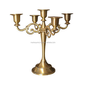 Bougeoirs candélabres en métal élégants Sculptures au design moderne faites à la main pour une décoration élégante pour la maison et les événements - Product Image 3