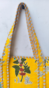 Sac fourre-tout en coton Kantha matelassé jaune de qualité supérieure avec fermeture éclair, style bohème, sac à bandoulière pour femmes - Product Image 5