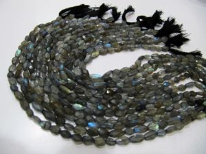 Perles ovales facettées en labradorite bleue naturelle, 6x8mm à 7x10mm, perles authentiques en forme de Mani arc-en-ciel noir, brin de 13 pouces de long - Product Image 4