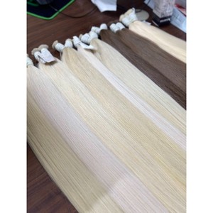 ผมต่อสีบลอนด์ประกายเทา แบบเส้นผมมนุษย์แท้  ถักสองชั้นด้วยเครื่องจักร  แบบ Remy  ผมอินเดียบริสุทธิ์  แบบเป็นมัด - Product Image 1