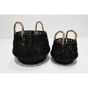 Cesta de mimbre negro tejida para plantas y almacenamiento de ropa con asas naturales - Product Image 6