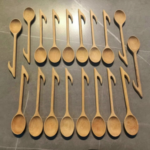 ชุดช้อนไม้แกะสลักลายธรรมชาติจากไม้กระถินเทศ ชุดของขวัญรักษ์โลก ประกอบด้วยช้อนกาแฟ ช้อนชา และตะหลิว สำหรับเสิร์ฟอาหาร ใช้ในบ้าน หรืองานเลี้ยงสังสรรค์ - Product Image 1