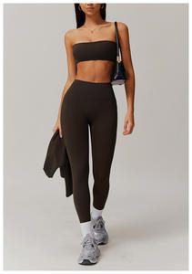 Ensemble de vêtements de sport pour femmes en cinq pièces, bleu, soutien-gorge de sport extensible, sweat-shirt et leggings, vêtements de fitness décontractés, coupe ajustée, logo sur le devant, recyclable - Product Image 3