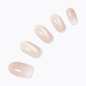 Dessing Diva lungo ovale crema scintillante per la cura delle unghie - Product Image 1