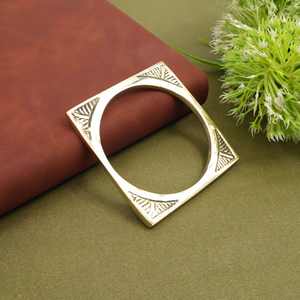 Golden square Geometric <b>Bangle</b> <b>Bracelet</b> for Women – Statement Cuff Style Fashion Jewelry, OEM ODM Customization - Product Image 4