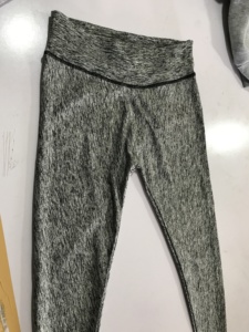 Leggings Deportivos Personalizados, Leggings Térmicos de Alta Calidad con Cintura Elástica, Ecológicos y Antibacterianos para Yoga - Product Image 6