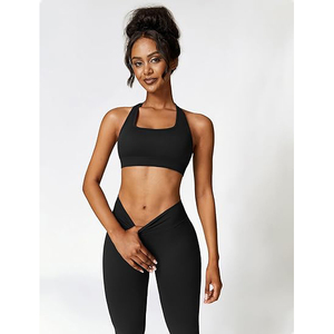 Ensemble de yoga dos croisé pour femme : soutien ergonomique, brassière de sport et leggings taille haute à découpe automatisée - Product Image 6