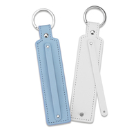 Porte-clés en cuir pour filles tendance avec logo métallique personnalisé sur l'accessoire en métal émaillé dur, porte-clés en cuir