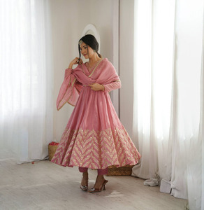 Nouvelle Abaya de créateur, best-seller, Abaya imprimée en gros pour filles et femmes, Abayas décontractées islamiques, robe hijab de mode indienne - Product Image 1
