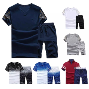 ชุดเสื้อยืดและกางเกงขาสั้นลำลองสำหรับผู้ชาย 2 ชิ้น สีขาวพิมพ์ลายทอง สีดำ ผ้าฝ้ายถักเนื้อนุ่ม ระบายอากาศได้ดี คอกลม - Product Image 6
