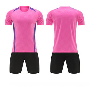 Ensemble de maillots de football à manches courtes respirants avec logo personnalisé, techniques de découpe automatisées pour les kits de vêtements de sport d'entraînement d'équipe - Product Image 5