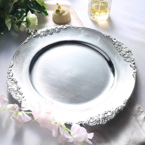 Assiettes de présentation argentées avec finition métallique raffinée pour la vaisselle, les réceptions de mariage, les banquets, la restauration, la décoration de table de fête - Product Image 4