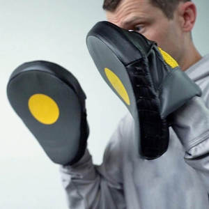 Pads de frappe en cuir PU avec logo personnalisé – Sangles réglables pour l'entraînement de kick et de boxe - Product Image 5