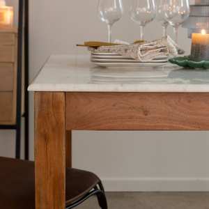 Mesa de comedor cuadrada Vandana Solace Vento en madera de acacia y mármol - Product Image 4