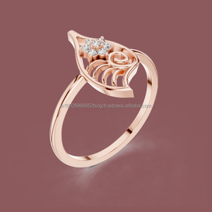 Bague de promesse de créateur 10K en or avec centre en moissanite - Product Image 1