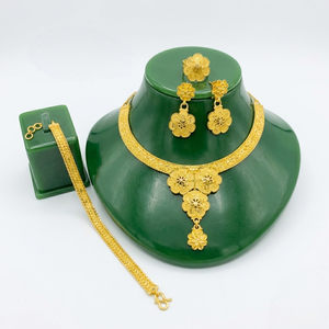 Ensemble de bijoux classique 3 pièces pour femme SAUTOIR COLLIER PLAQUE plaqué or 24 carats, avec détails plaqués or intemporels, cadeau de mariage - Product Image 1