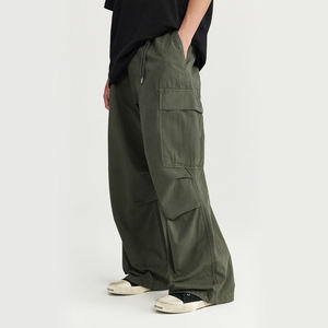 Pantalones Cargo de Pierna Ancha para Hombre, Color Verde Oliva, Ecológicos, 100% Algodón, Cintura Elástica, Múltiples Bolsillos, Estilo Ropa de Trabajo, Verano - Product Image 1