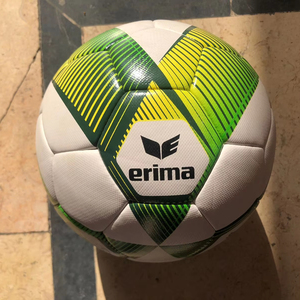 ลูกฟุตบอลพรีเมียมแบบเชื่อมด้วยความร้อน ขนาด 5 สำหรับการแข่งขันอย่างเป็นทางการ พิมพ์โลโก้ได้ตามต้องการ เหมาะสำหรับการฝึกซ้อมระดับมืออาชีพ น้ำหนักเบา - Product Image 1