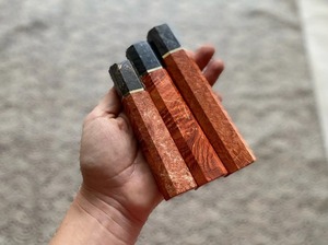 Mango de Cuchillo Japonés Personalizado al por Mayor – Madera Octogonal y Resina Color Atardecer de Kioto, 3 Tamaños Disponibles, Mango en Blanco para Cuchillo de Chef - Product Image 5