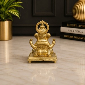 รูปปั้นพระพิฆเนศชุบทองเหลืองจาก Jaipur Metals |   ของตกแต่งบ้านตามหลักศาสนาแบบดั้งเดิม |   4.5x4.5x6ซม. |   แท่นวางของตกแต่งสำหรับพูจาและของขวัญ - Product Image 4