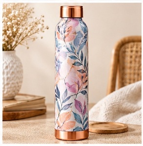 Botella de Agua de Cobre con Diseño Floral y Tapa de Cobre, Portátil, para Viajes, Estilo Moderno - Product Image 3