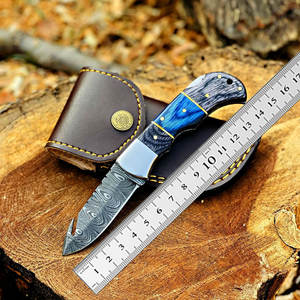 Couteau de poche en acier Damas édition limitée, manche en bois fait main, couteau pliant, cadeau unique et personnalisé - Product Image 5
