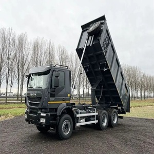 Camion benne robuste de 100 tonnes pour le transport de sable et les travaux de construction – Qualité supérieure, moteur puissant, grande capacité de charge - Product Image 1