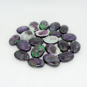 Piedra de Kammererita Ovalada Pulida Natural, Cristal Curativo Púrpura Raro, Reiki, Meditación, Energía, Arte Folclórico, Tema del Amor - Product Image 1