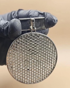 Colgante de lujo personalizado de plata 925 con diamantes de moissanita VVS estilo hip hop, con letras y números brillantes, para él. - Product Image 2