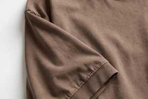 Camiseta de Manga Corta para Hombre, Cuello Redondo, Color Marrón, 100% Algodón Jersey, Corte Regular, Estilo Casual - Product Image 4