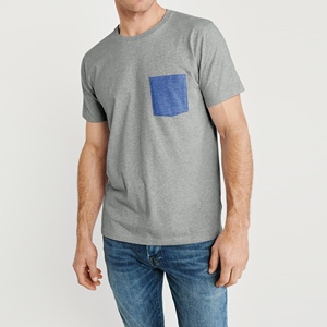 T-shirt à manches courtes gris pour homme avec poche poitrine bleue, coupe classique, en jersey de coton décontracté, col rond - Product Image 2