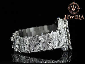 Montre OEM personnalisée Hip Hop avec diamants Moissanite et bracelet en acier inoxydable, disponible pour la vente sur le marché international de gros - Product Image 3
