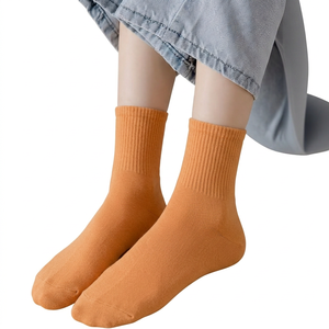 Chaussettes blanches en coton 100% respirantes, couleur unie, décontractées, pour usage quotidien, pour adultes, saison printemps, chaussettes tricotées - Product Image 3